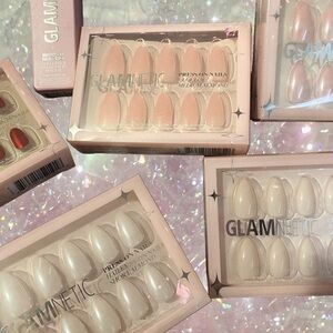 7-piece glamnetic press-on nails bundle!